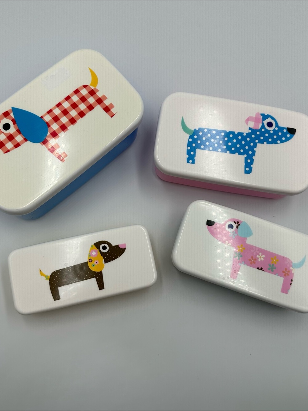 Colorful Dachshund Pet Food Storage Box - Blue, Pink, Yellow, Gray - Picture 3 of 4